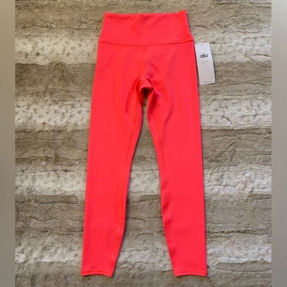 NWT💕ALO 7/8 High-Waist Airlift Legging in Fluorescent Pink Coral Size S - Picture 5 of 12